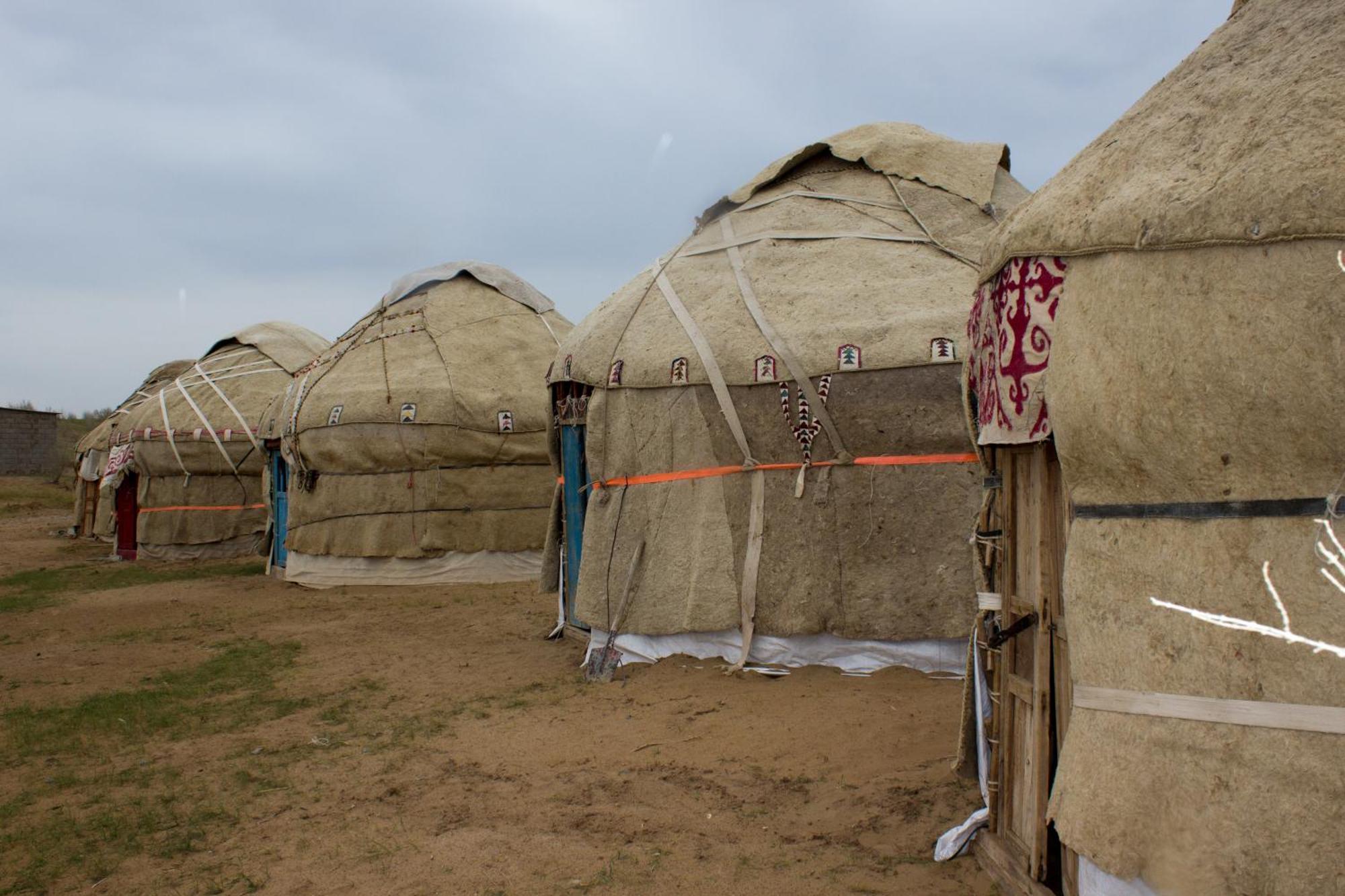 فندق Authentic Uzbek Yurt Camp Eco-Friendly Nurota المظهر الخارجي الصورة