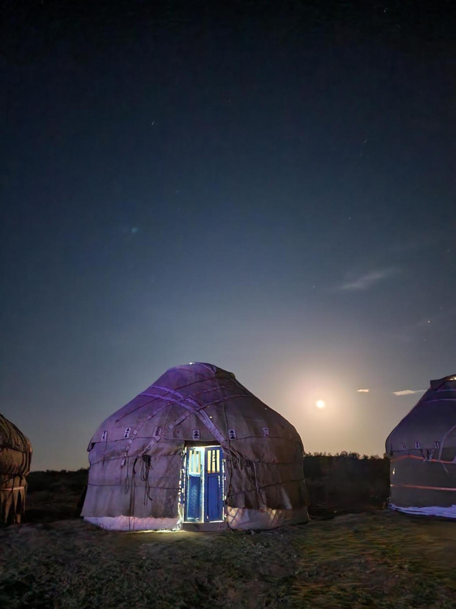 فندق Authentic Uzbek Yurt Camp Eco-Friendly Nurota المظهر الخارجي الصورة
