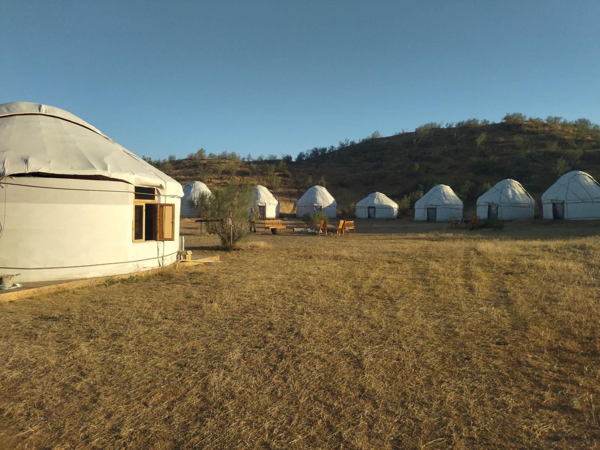 فندق Authentic Uzbek Yurt Camp Eco-Friendly Nurota المظهر الخارجي الصورة
